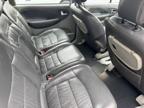 Scénic RXE/ Privilège 2.0 16V 5p Mec.