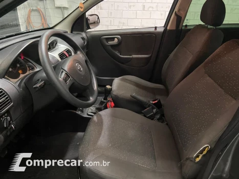 Corsa 1.4 Mpfi Premium Sedan 8V Flex 4P Manual