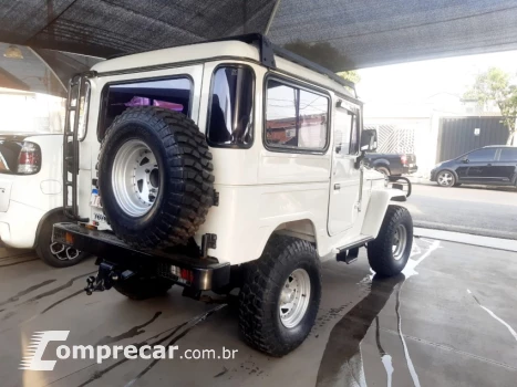 BANDEIRANTE 3.7 Bj50lv 4X4 Teto Rigido