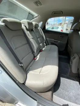 AZERA GLS 3.3 V6 24V 4p Aut.