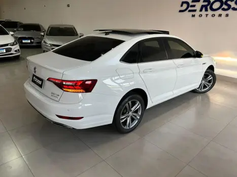 JETTA R-LINE 250 TSI 1.4 FLEX 16V AUT.