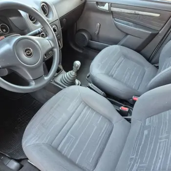 PRISMA  Sed. Maxx/ LT 1.4 8V ECONOF. 4p