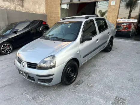 Renault Clio Authentique Hi-Flex 1.0 16V 5p 4 portas