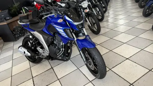 Yamaha FZ25 ABS