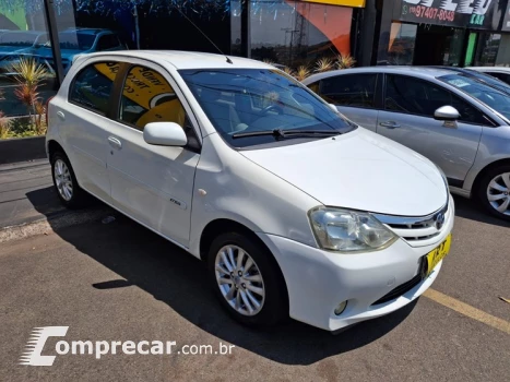 Toyota ETIOS 1.5 XLS 16V 4 portas