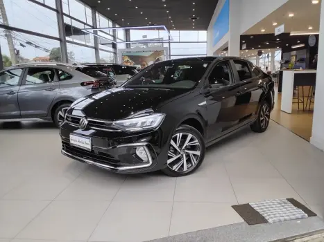 Volkswagen VIRTUS 1.0 200 TSI HIGHLINE AUTOMÁTICO 4 portas