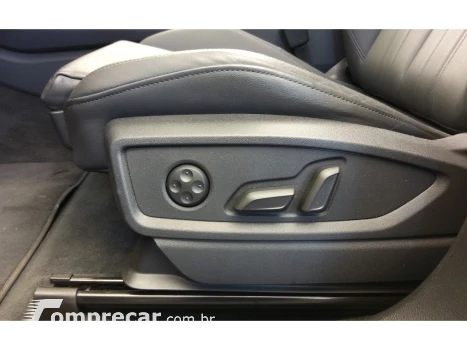 Q5 2.0 55 TFSIE PHEV SPORTBACK PERFORMANCE BLACK QUATTRO S T