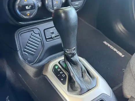 RENEGADE 1.8 16V Longitude