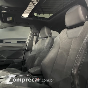 Q3 2.0 40 TFSI Sportback Performance Black Quattro