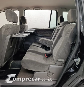 ZAFIRA 2.0 MPFI Elegance 8V