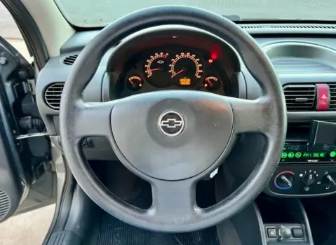 CORSA 1.4 MPFI Premium 8V