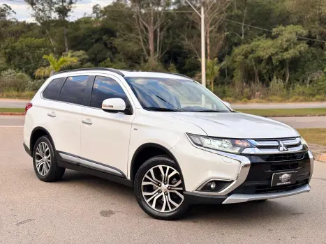 Outlander GT 4WD 3.0 V6 (Aut)