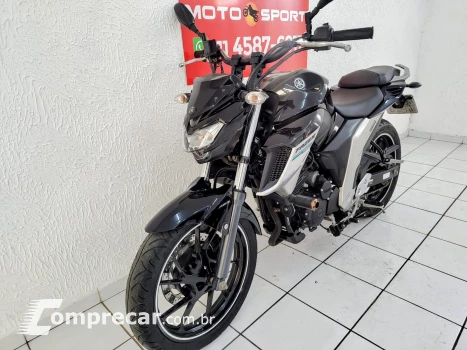 FZ25 FAZER