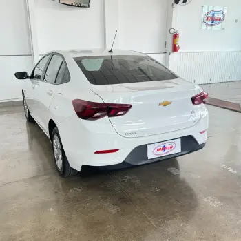 ONIX SEDAN Plus LT 1.0 12V Flex 4p Mec.