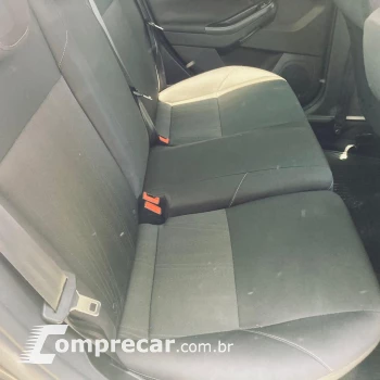 FOCUS 2.0 SE Fastback 16V