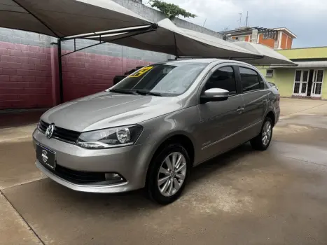 Volkswagen Voyage 1.6 4P FLEX HIGHLINE 4 portas