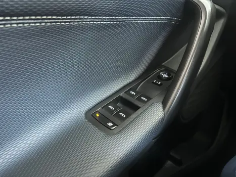 TRACKER Premier 1.2 Turbo 12V Flex Aut.