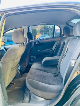 ASTRA 2.0 MPFI Advantage 8V