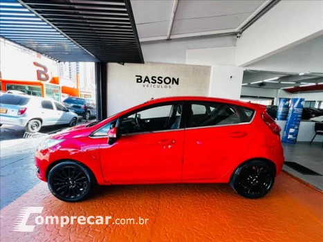 FIESTA 1.6 Titanium Hatch 16V