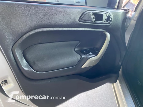 FIESTA 1.6 SE Hatch 16V