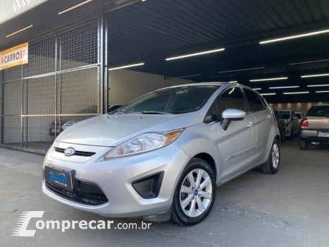 FORD FIESTA 1.6 SE Hatch 16V 4 portas