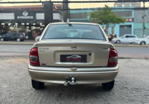 Classic Sedan 1.0 4P FLEX LIFE