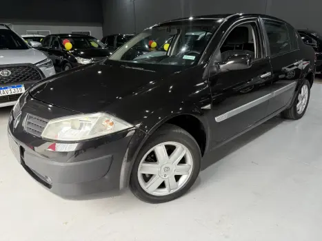 MEGANE 2.0 DYNAMIQUE SEDAN 16V GASOLINA 4P AUTOMÁTICO