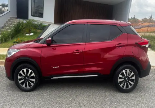 NISSAN KICKS 1.6 16vstart Active 4 portas