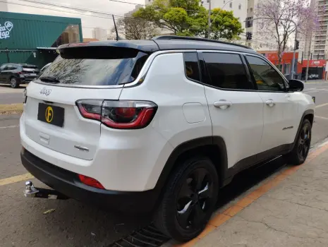 Compass 2.0 16V 4P LONGITUDE FLEX AUTOMÁTICO