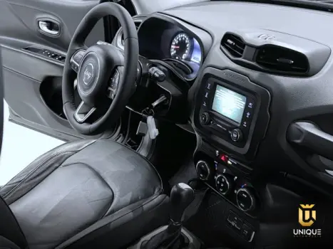 RENEGADE - 1.8 16V LONGITUDE 4P AUTOMÁTICO