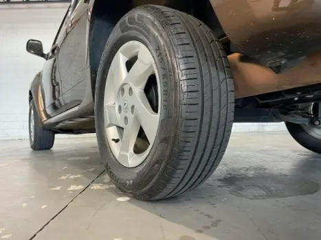 DUSTER - 2.0 DYNAMIQUE 4X2 16V 4P AUTOMÁTICO