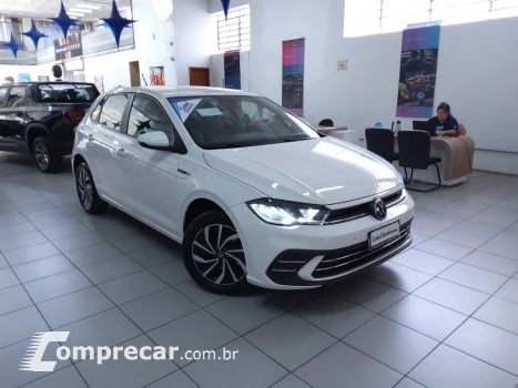 Volkswagen POLO 1.0  170 TSI HIGHLINE AUTOMÁTICO 4 portas