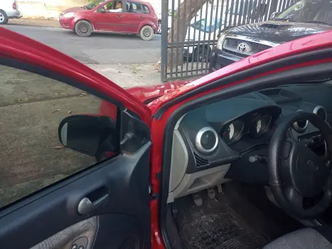 FIESTA 1.6 MPI Sedan 8V