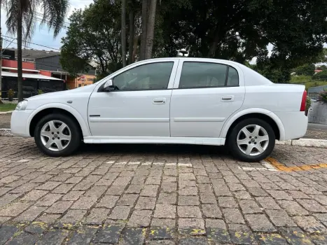 Astra Advantage 2.0 MPFI 8V FlexPower 5p