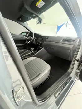 Nivus 1.0 4P FLEX 200 TSI HIGHLINE TURBO AUTOMÁTICO