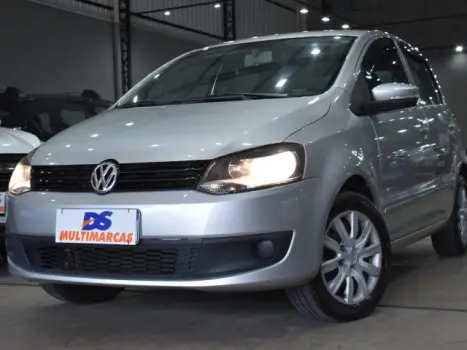 Volkswagen FOX - 1.6 MI 8V 4P MANUAL 4 portas