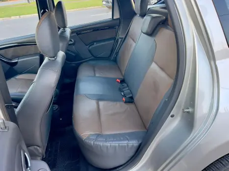 Duster 2.0 Dynamique 4X2 16V Flex 4P Automático