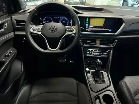 TAOS 1.4 250 TSI TOTAL FLEX HIGHLINE AUTOMÁTICO