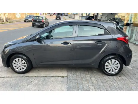 HB20S 1.0 COMFORT PLUS 12V FLEX 4P MANUAL