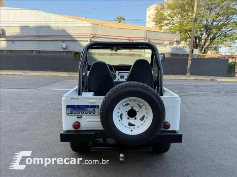 JEEP 2.6 6 Cilindros 12V