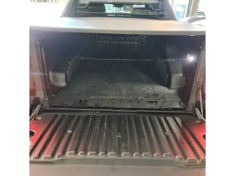 RAMPAGE 2.0 HURRICANE 4 TURBO GASOLINA REBEL 4X4 AUTOMÁTICO