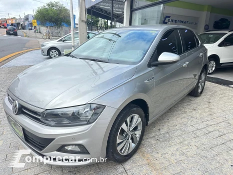 Volkswagen POLO 1.0 200 TSI Comfortline 4 portas