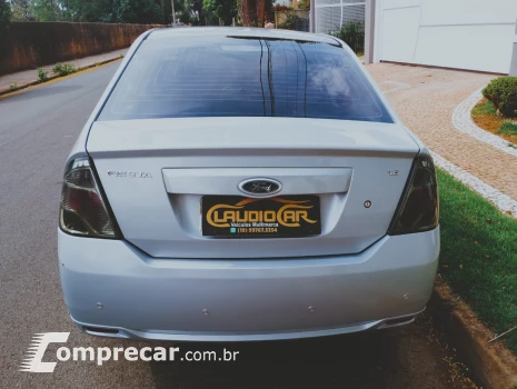 FIESTA 1.6 MPI Class Sedan 8V