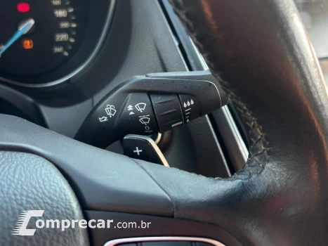 FOCUS 2.0 TITANIUM PLUS FASTBACK 16V FLEX 4P POWERSHIFT