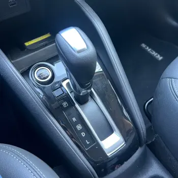 KICKS Exclusive 1.6 16V Flex Aut.