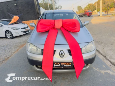 MÉGANE 1.6 Extreme Sedan 16V