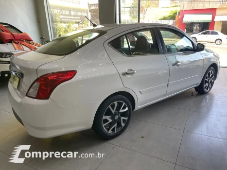 VERSA 1.6 16V Unique