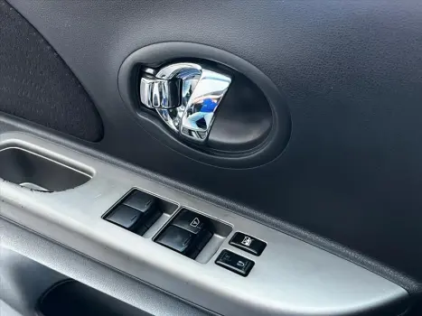 MARCH 1.6 SL 16V FLEX 4P MANUAL