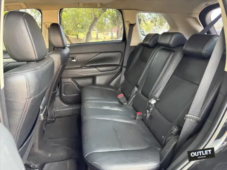 OUTLANDER 2.0 16V GASOLINA 4P AUTOMÁTICO