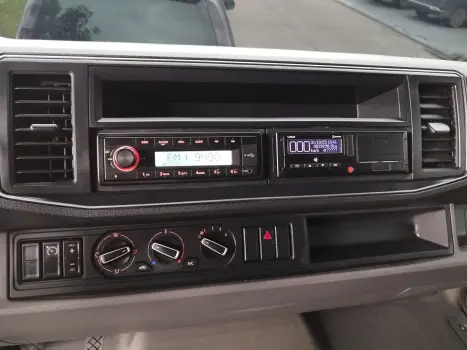 Delivery 6.170 (carroceria + Cabine Suplementar)